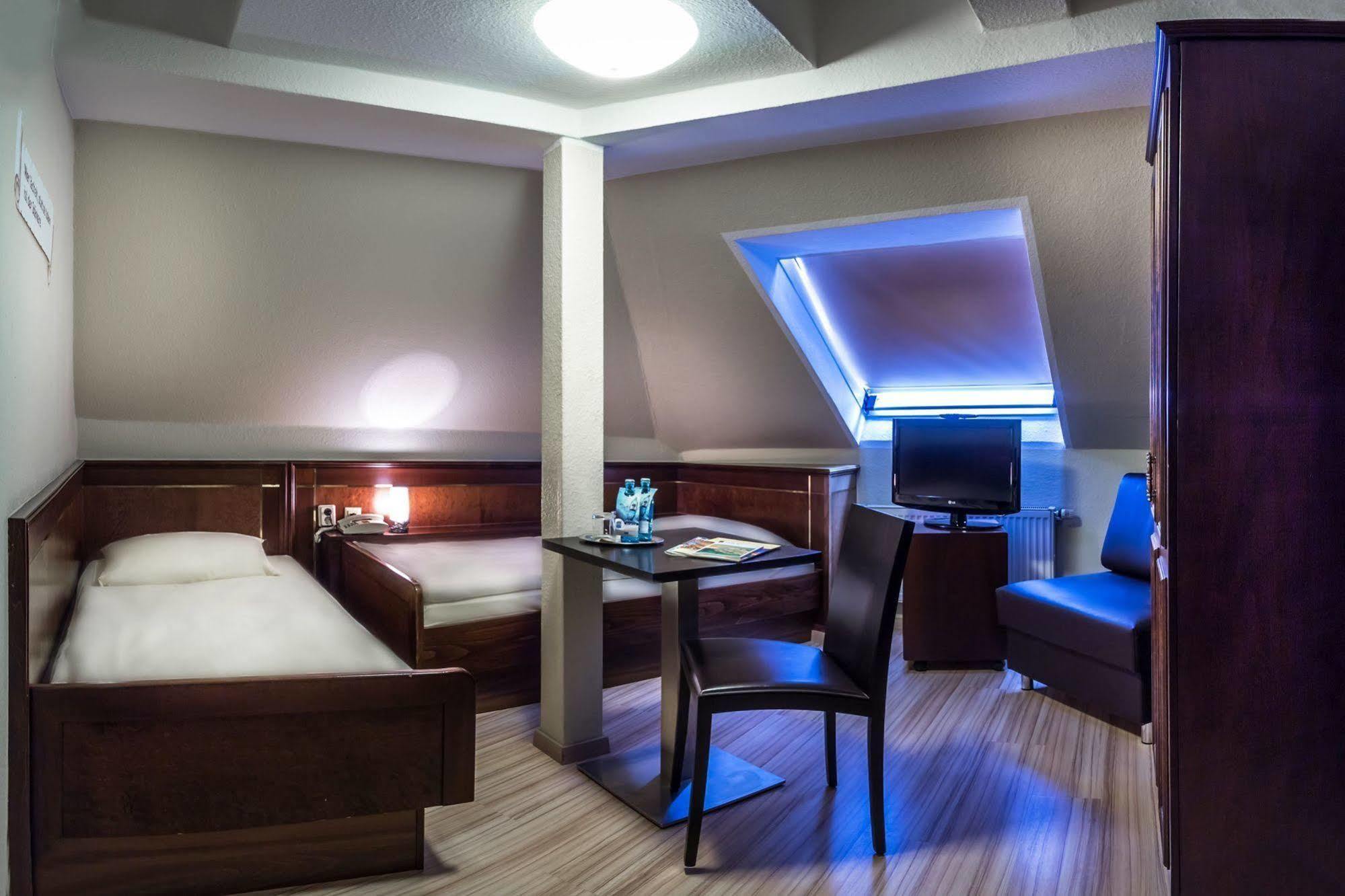 Am Wilhelmsplatz Hotel